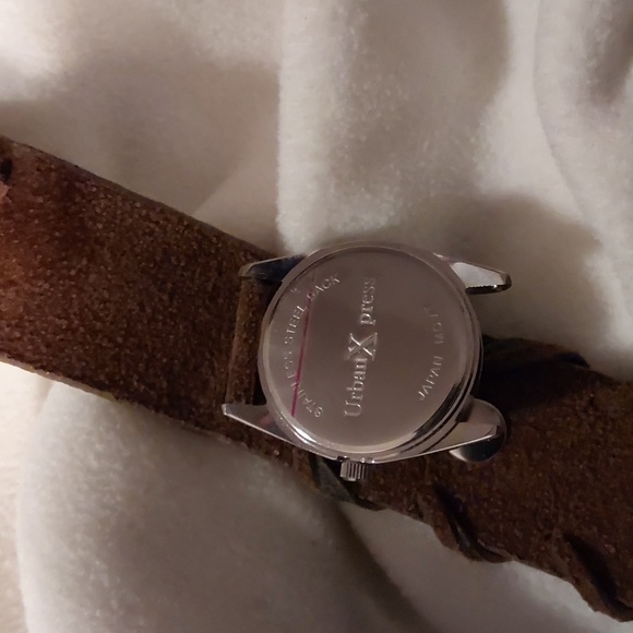 UrbanXpress Watch - Picture 4 of 8